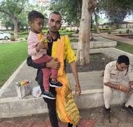 MP News : अर्धनारीश्वर बन कोर्ट पहुंचा पिता