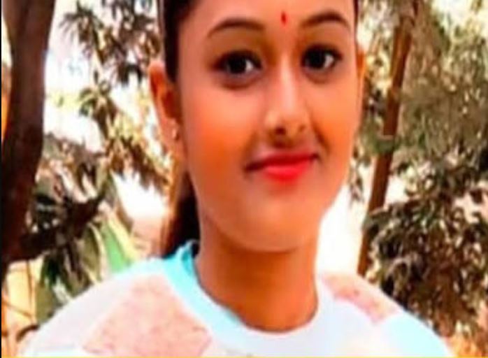 Bihar : श्मशान में चिता तैयार कर रहा था पिता, तभी बेटी का वीडियो वायरल- 'मम्मी-पापा मैं जिंदा हूँ' 1 Bihar