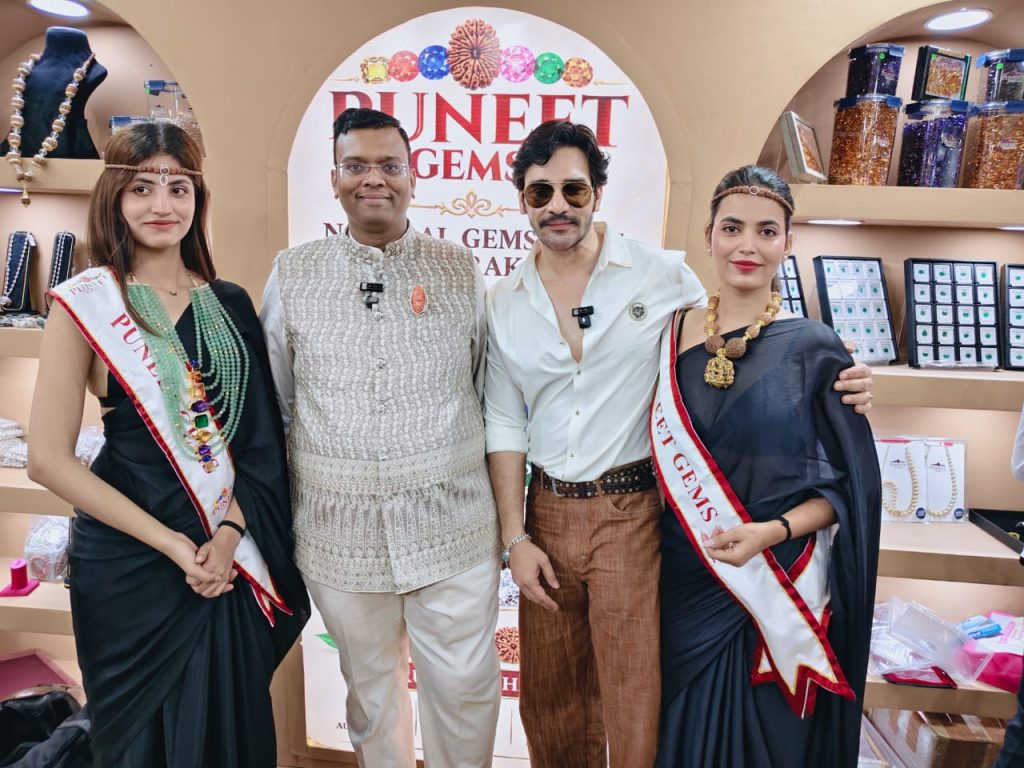 भारत मंडपम में तीन दिवसीय ज्वेलरी शो, पुनीत जेम्स ने पेश किया नया कलेक्शन 2 IMG 20260926 WA0000